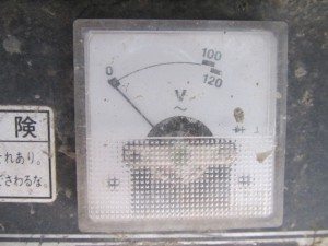 電圧計 電圧計