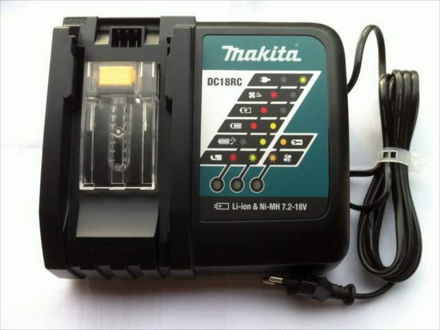 急速充電器