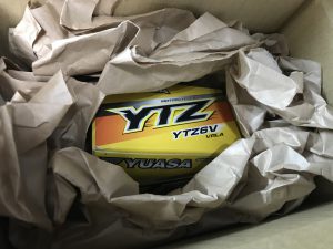バッテリー 梱包