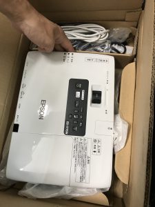 プロジェクター