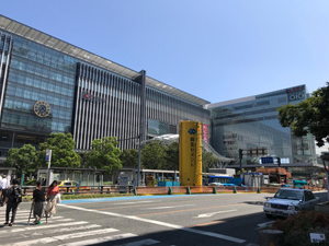 活気に溢れた福岡市中心部
