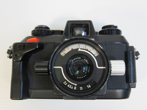 Nikon 水中カメラ
