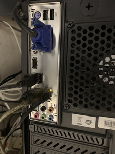 パソコンクリーニング 電源を切って ケーブルを外して