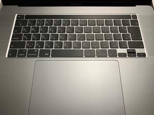 16インチ MacBook Pro キーボード