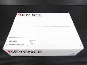 KEYENCE VT5-W07 タッチパネル 新品