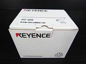 KEYENCE IV2-G30 センサアンプ 新品