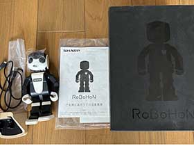 SHARP RoBoHoN SR-02M-W 中古