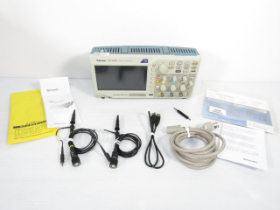 テクトロニクス オシロスコープ TBS1052B 中古