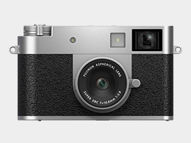 FUJIFILM X-HF1