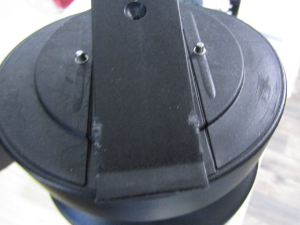 コーヒーマシン ミルクコンテナ 上部に傷 蓋に汚れ