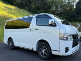 トヨタ ハイエース 8型 ダークプライム2