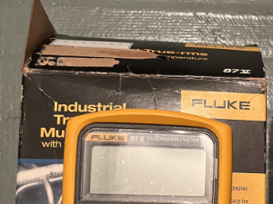 FLUKE フルーク 元箱 ボロボロ