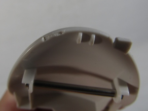 アイボAIBO お腹のフタ部分の爪 欠け