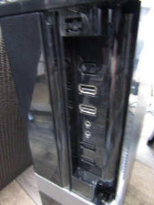 peek a body ピーク ア ボディ 前面 パネル破損