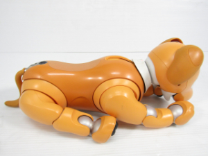 アイボAIBO 股関節部の故障 充電ランプが点灯せず動作しない