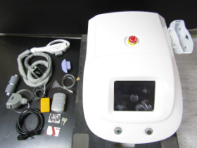 エストラボ ルミクスSHR 脱毛器 中古