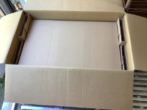 2020年限定 カラー モデル aibo キャラメル エディションの梱包