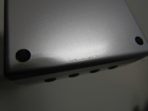 ナールピースリム・ムーヴ 本体コーナー部 傷 汚れ