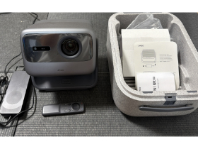 JMGO N1S Ultra 4K レーザープロジェクター 中古