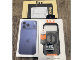 iPhone 17 Pro Max ディープブルー 新品 オマケ付き