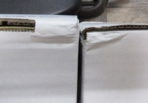 キーエンス KEYENCE 静電気対策機器 元箱の角 潰れ