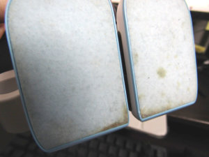 SR-04M-Y 足裏 接地面 汚れ